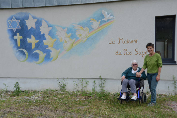 Maison-du-pas-sage-Fresque-Suzon-4.jpg