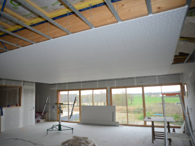 maison du pas sage cloisons bandes plafond2